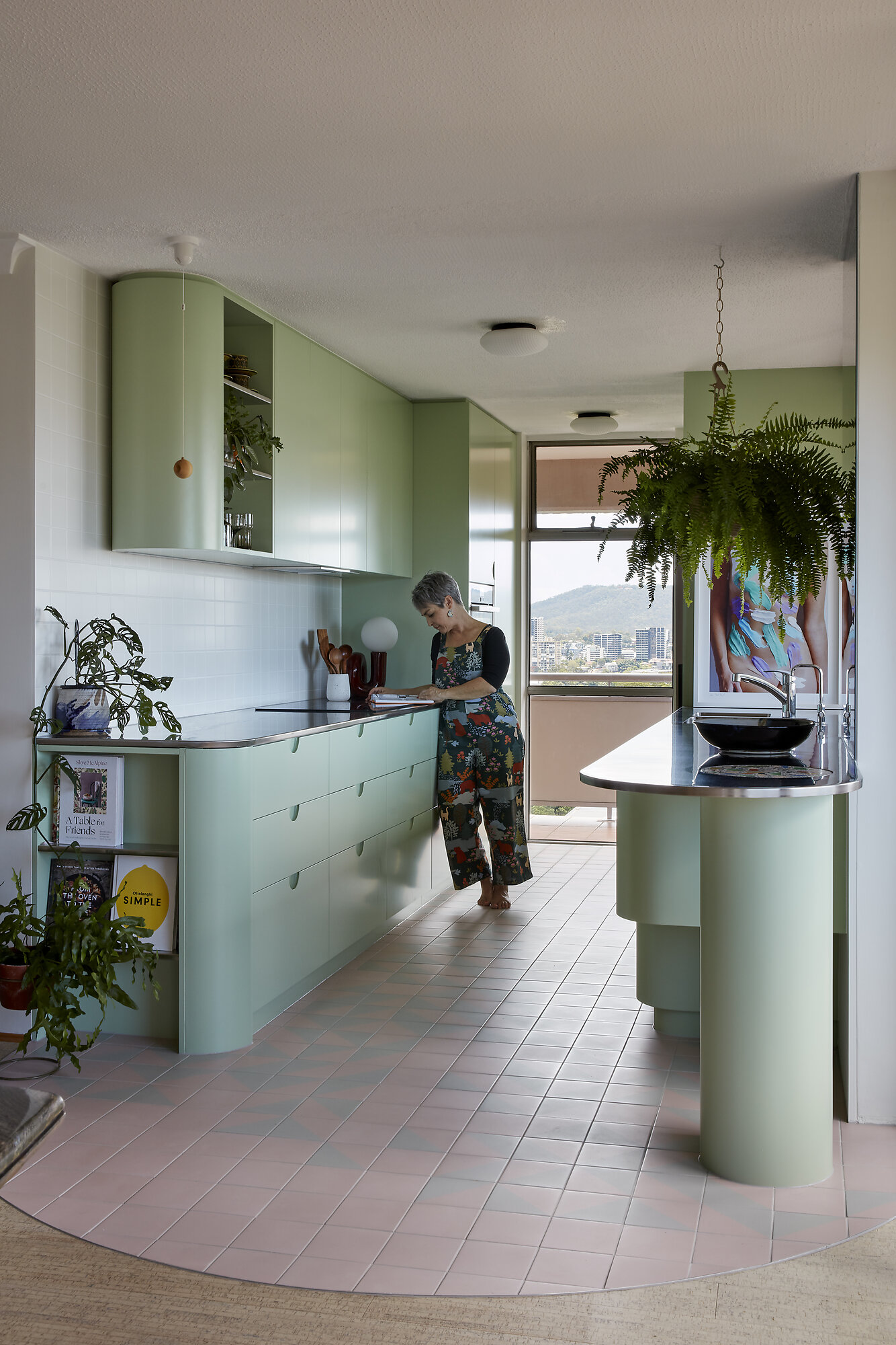 Interior photograph of Beaumont Apartment by Christopher Frederick Jones